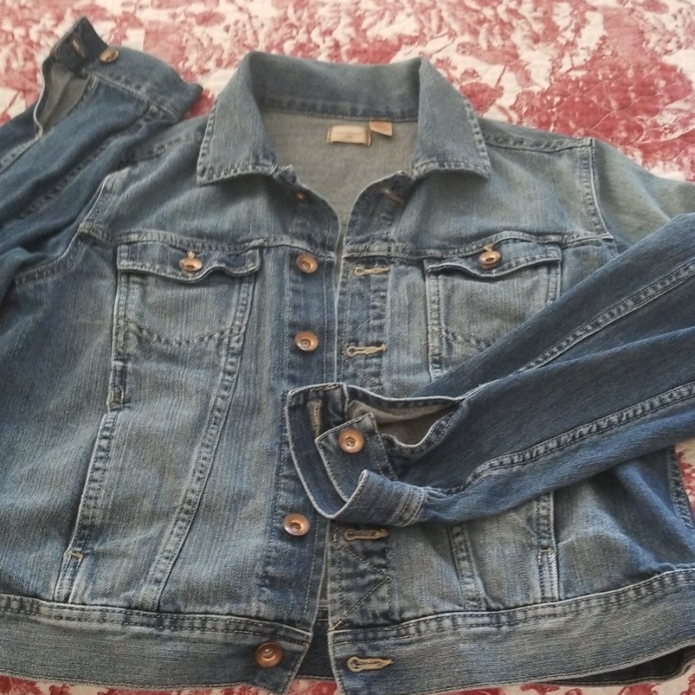 Jean jacket - Picture 2 of 3